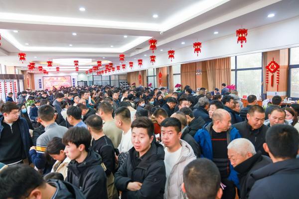 产销两旺|河南zoty中欧·(中国)体育官方网站喜迎新春开门红