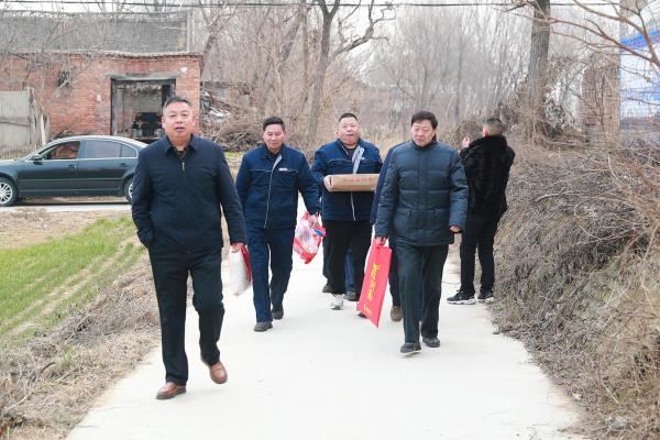 河南zoty中欧·(中国)体育官方网站|造福桑梓不忘本,新春慰问暖人心